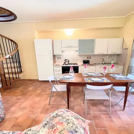וילה Detached Centrally Located - Car Unnecessary - Wifi - Sleeps 10