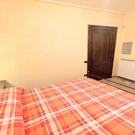וילה Detached Centrally Located - Car Unnecessary - Wifi - Sleeps 10 ספולטו